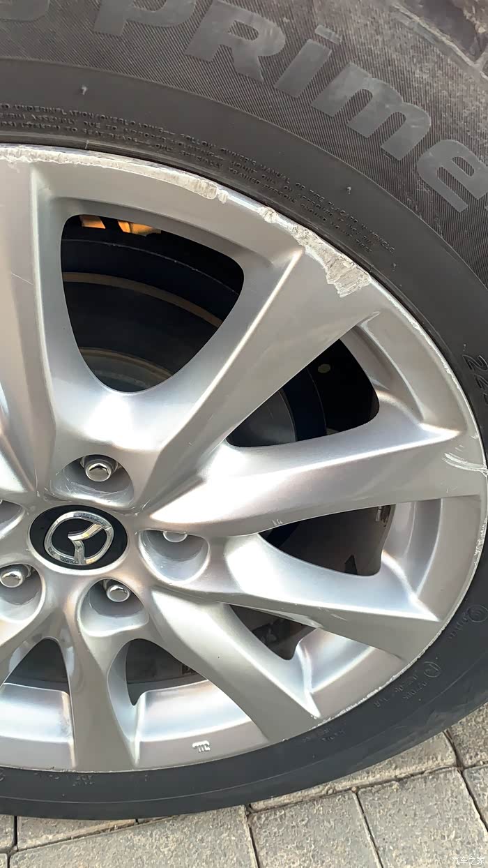 阿特兹轮毂被剐蹭了目前这个受损程度行驶受影响吗