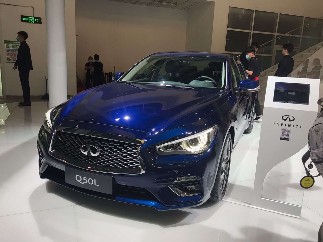 英菲尼迪q50l 美感十足的运动轿跑