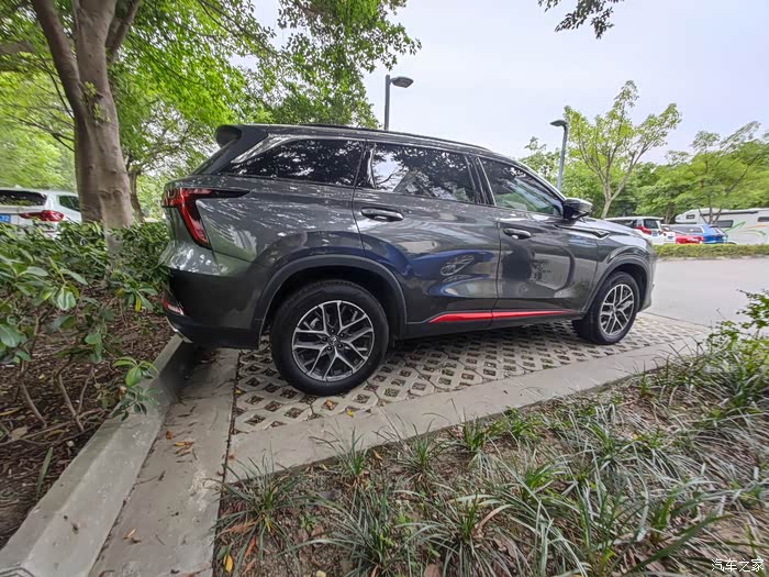 【图】安第斯灰的cs75plus,同样时尚大气~_长安cs75 plus论坛_汽车之