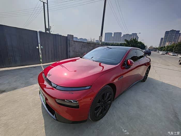 【图】曜日红轮毂黑化_小鹏p7论坛_汽车之家论坛