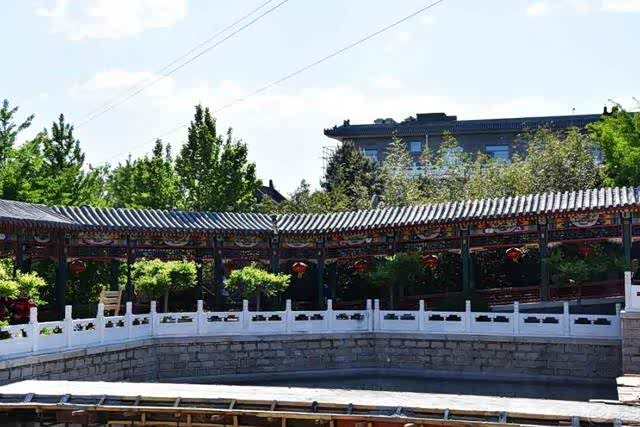 坐落在北京昌平区的南口镇的艺麓园