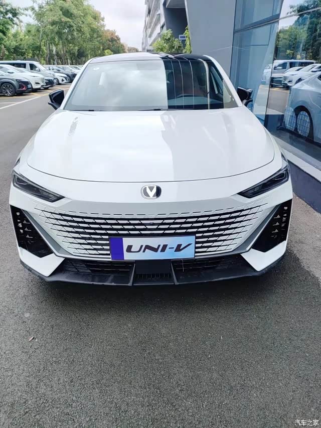 【图】白色univ你喜欢吗?_长安uni-v论坛_汽车之家论坛