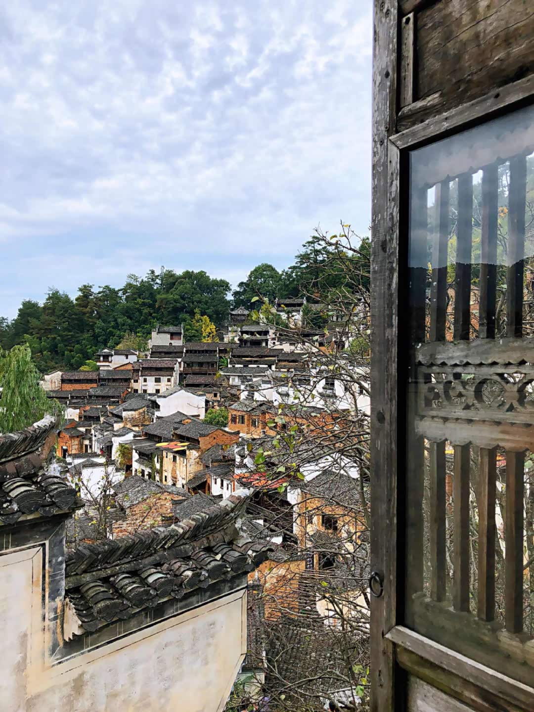 结庐在人境,而无车马喧.