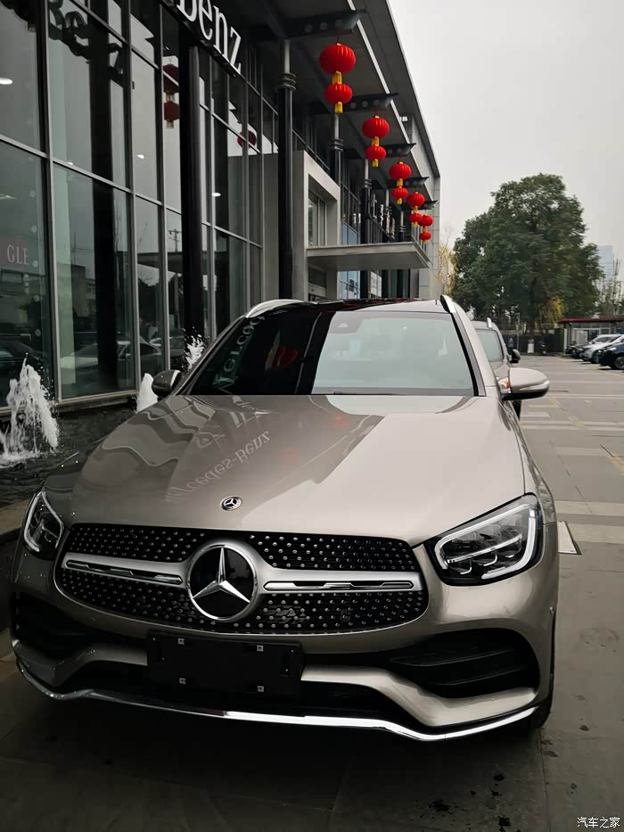 【图】求酷沙银色照片_奔驰glc论坛_汽车之家论坛