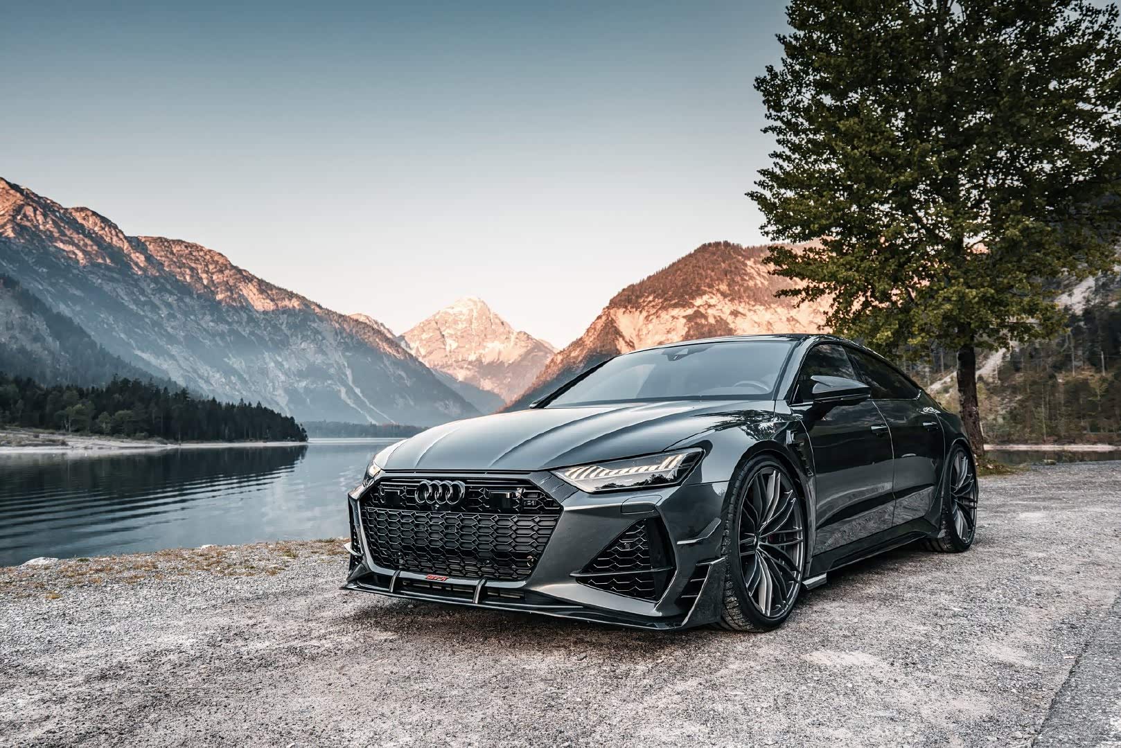 奥迪rs7原厂与abt改装版本再也不是扮猪吃老虎了