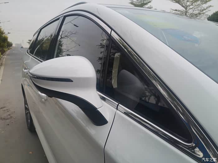 a柱三角窗,有点盲区