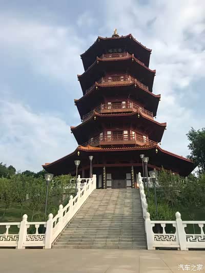 黄石柯尔山一白马山公园是由劲牌酒业有限公司投资1.