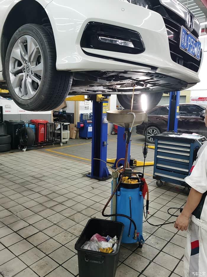 十代雅阁4万公里大保养换变速箱油