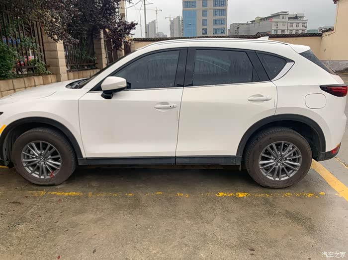 cx5珍珠白喷漆发黄