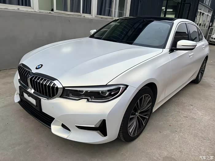 低价出售宝马3系gt2017款320i时尚型