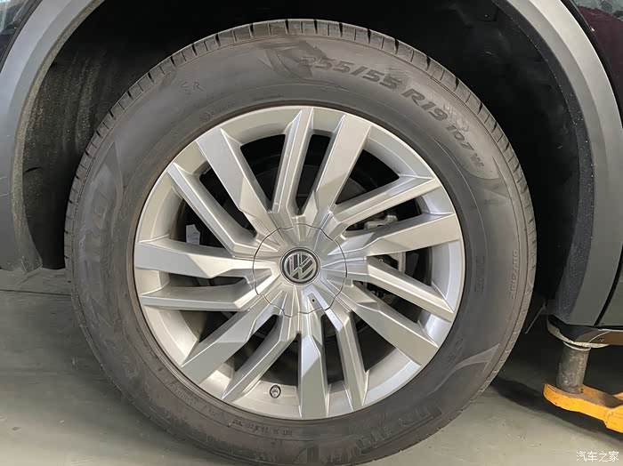 出途锐锐翼19寸轮毂