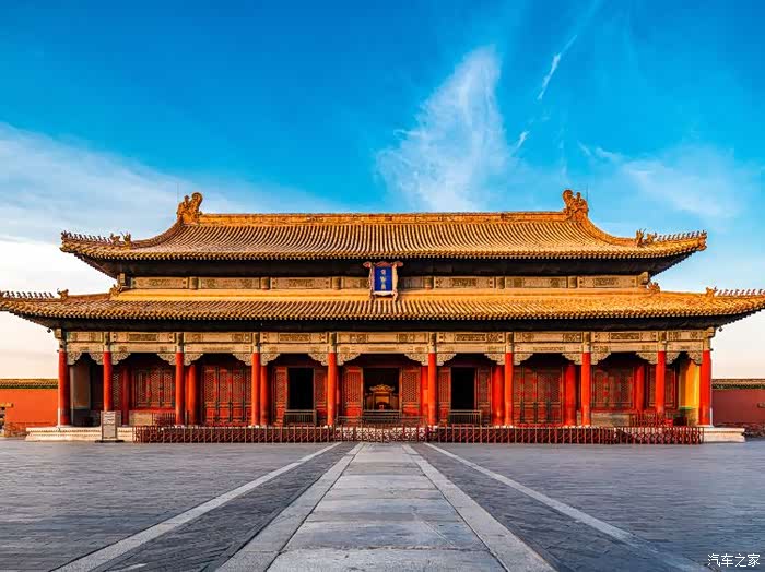 北京故宫令人难以想像设计和建造这么大的宫城气度非凡