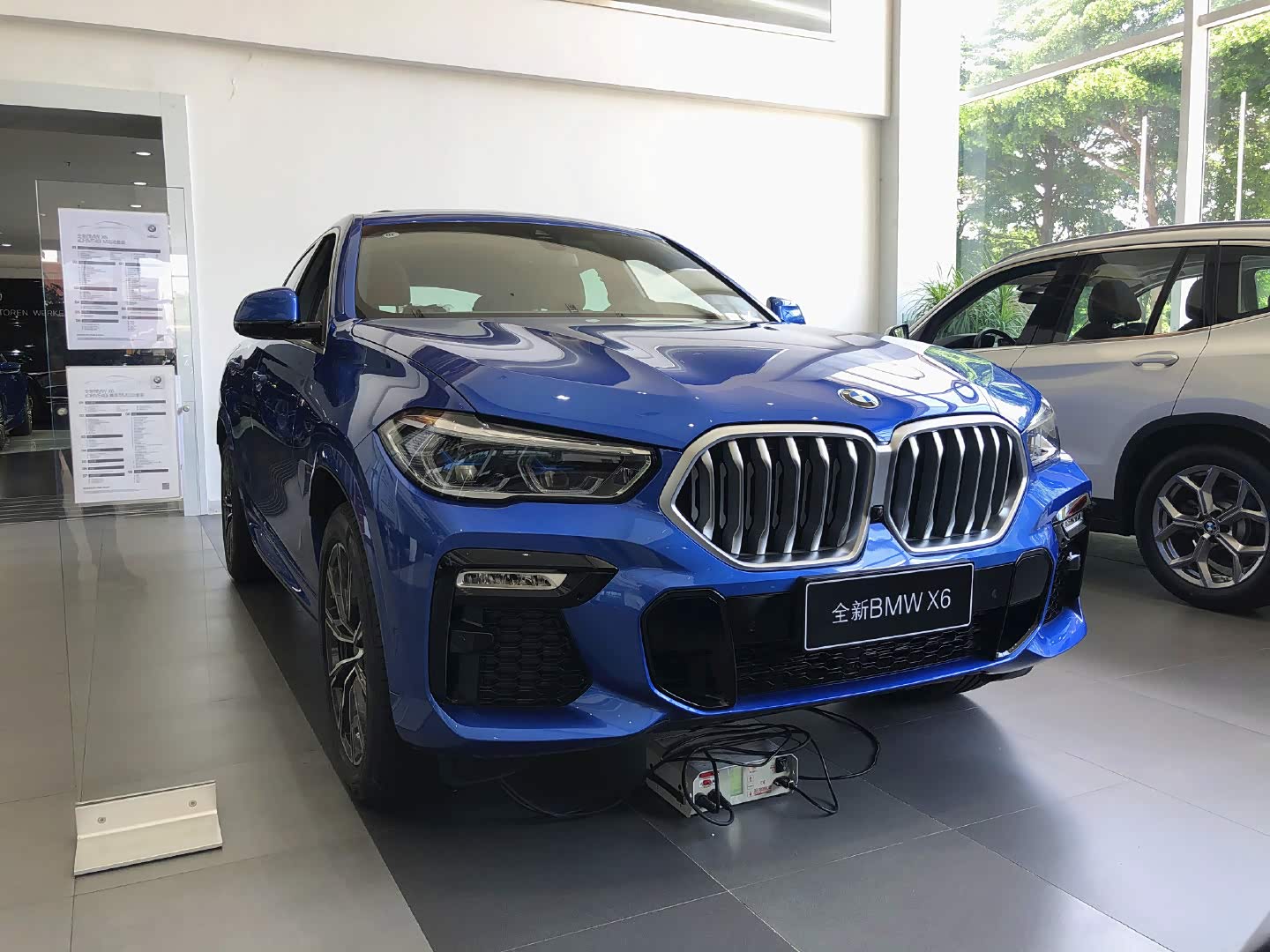 726 | 回复: 0 宝马x6论坛 宝马轿跑suv,见过全新x6挂牌上路的吗