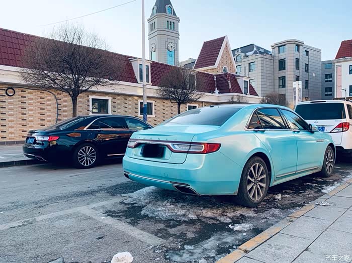 【图】周末崇礼滑雪,遇到了这辆冰蓝色大陆_林肯大陆论坛_汽车之家