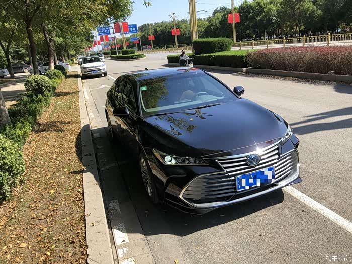 用车小分享黑棕内饰亚洲龙