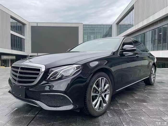 出19款奔驰e200l运动型54万公里