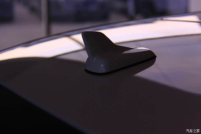 2020年奥迪赛道之旅# 颜值与实力并存的暴力绅士——试驾奥迪a4l