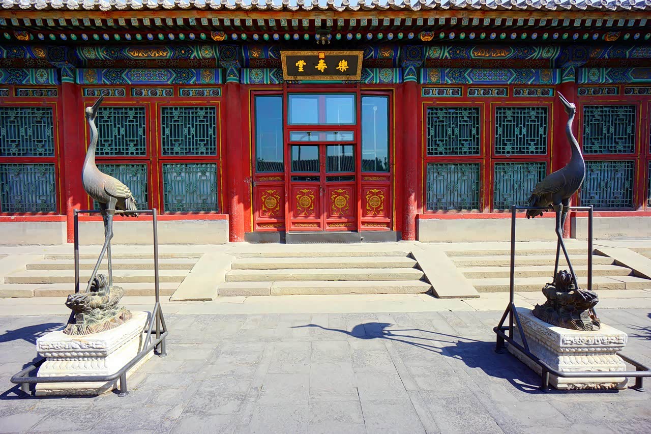 憧憬一段任性的旅行,最好在青春飞扬的时节.