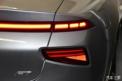 p7的这个尾灯超级好看