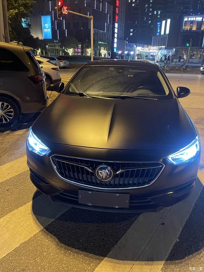 17款君威28t尊贵改黑武士