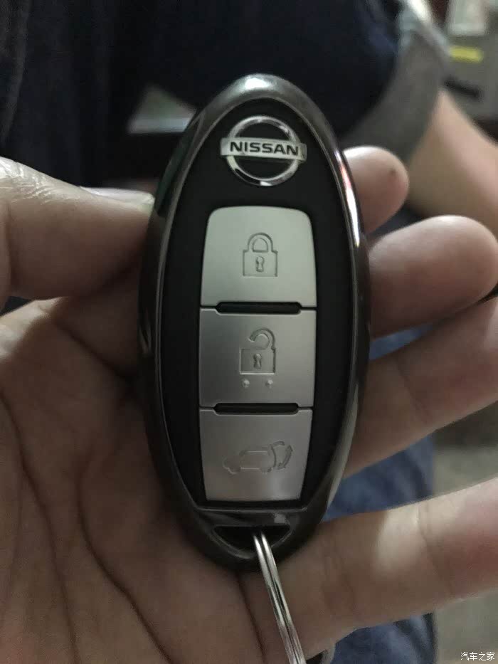 谁有19款奇骏钥匙照片