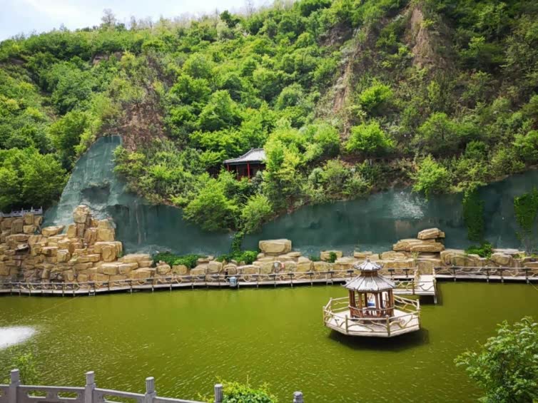 邂逅翠泉拥抱帝豪