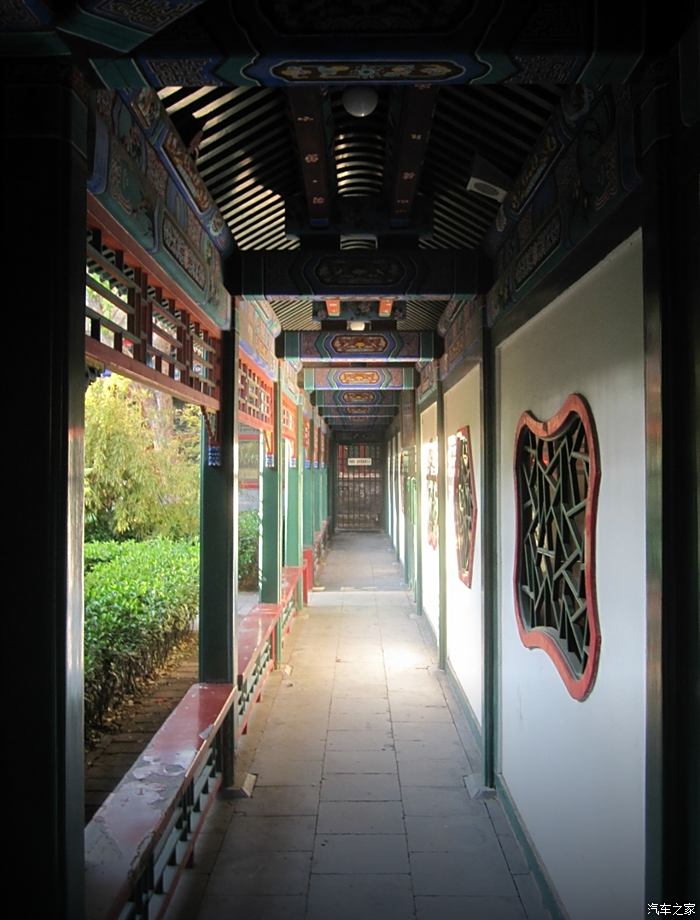 中式四合院走廊效果图图片