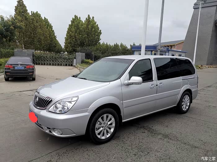 个人16年的gl8陆尊原漆