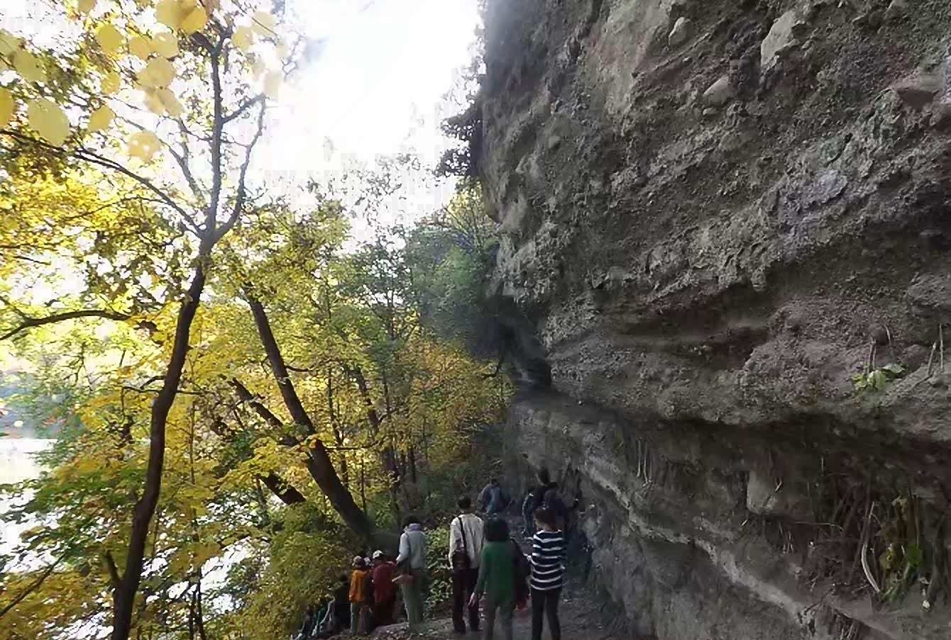 湖泊地貌风景如画,近距离亲近大自然,山涧瀑流水