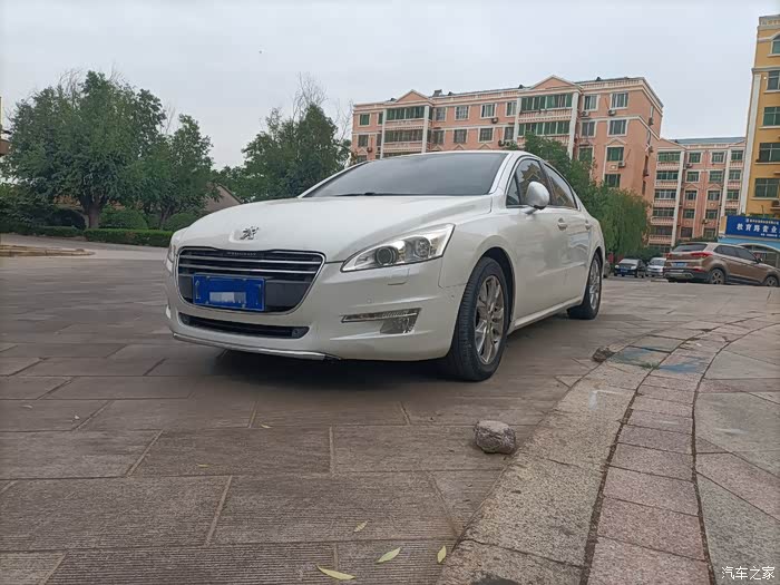 【图】老款的标致508依然是这条街上最靓的仔_标致508论坛_汽车之家