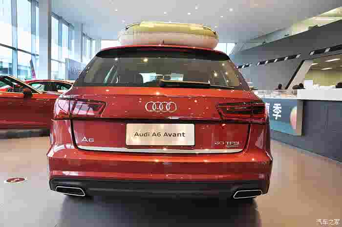 这次和大家分享的是一辆红色的旅行版的奥迪a6,这台红色旅行版奥迪a6