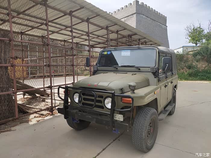 陕西地区出售一辆北汽212吉普车