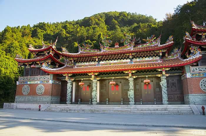 地处美妙蓬莱的人间仙境清水岩寺