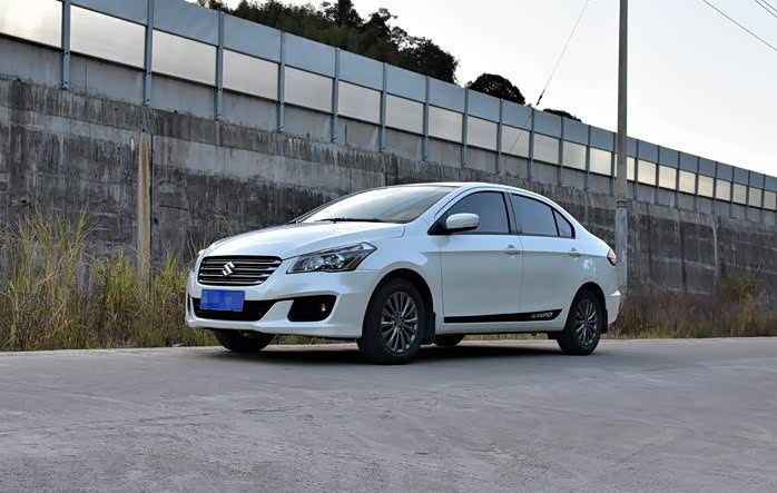 铃木启悦,外观中规中矩,空间不错