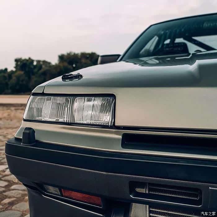 1984 nissan skyliner30放在现在依旧好看