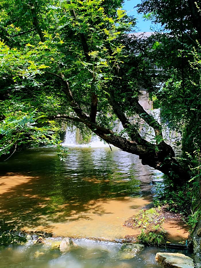 和男友一起去广德太极五色谷景区