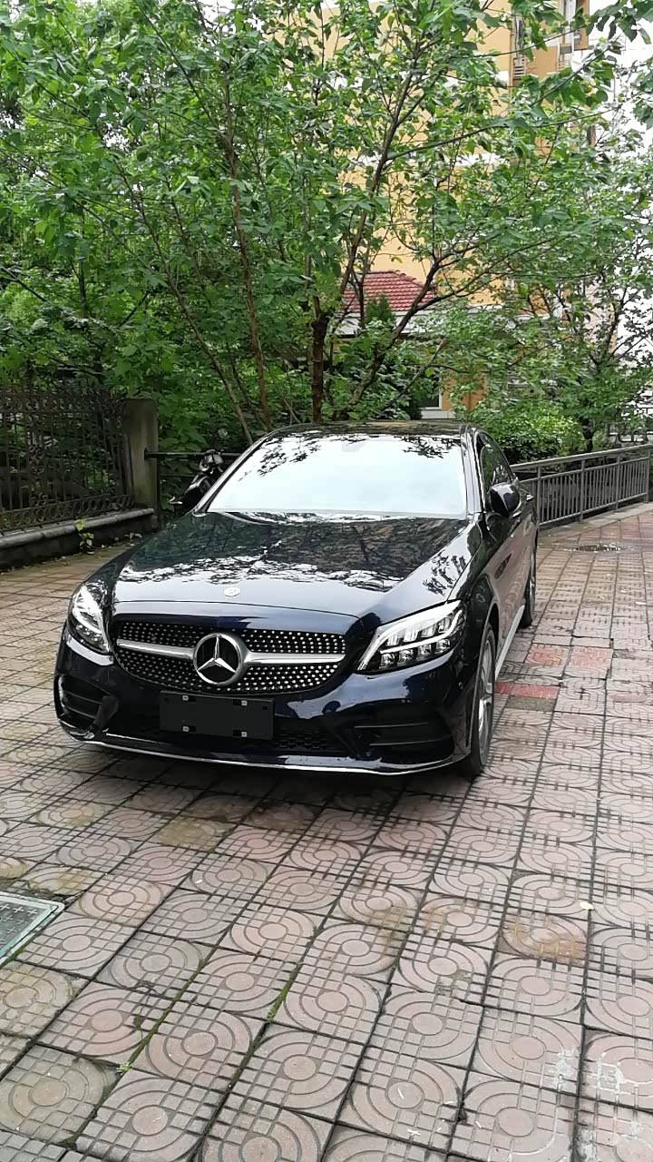 提车钙石蓝c260l