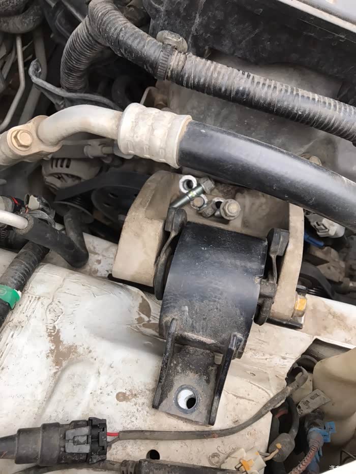 铃木天语自己更换vvt电磁阀垫圈