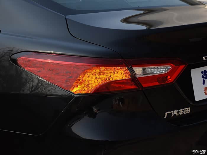 凯美瑞的尾灯改一下会不会更好看