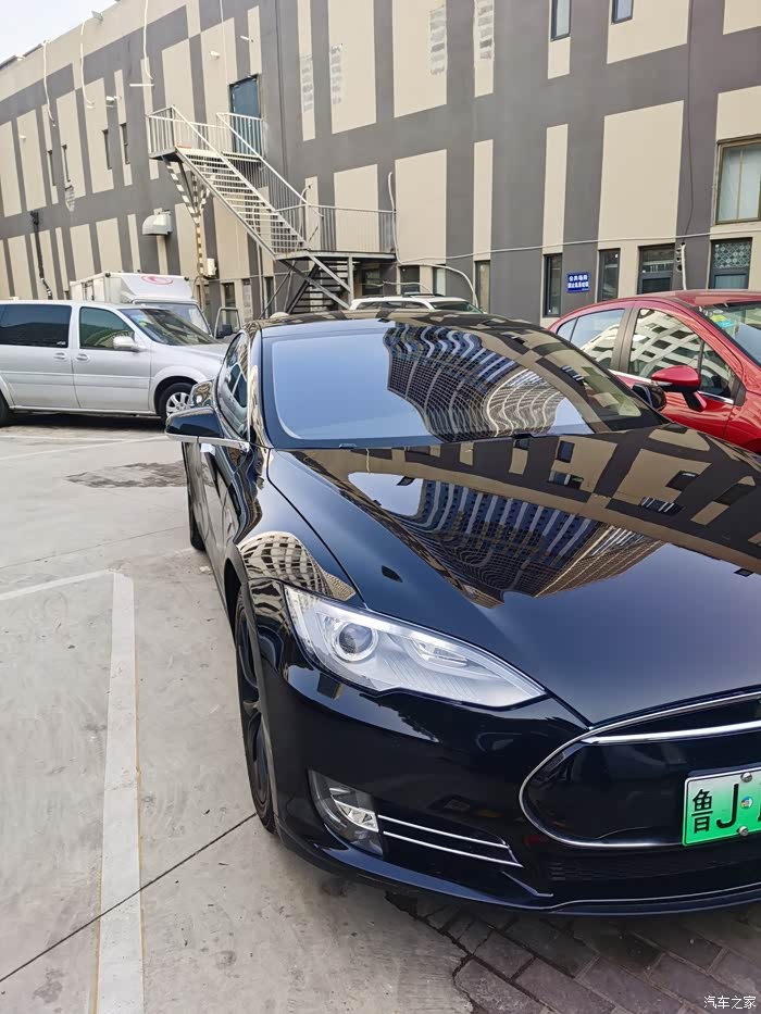 出售特斯拉modelsp85