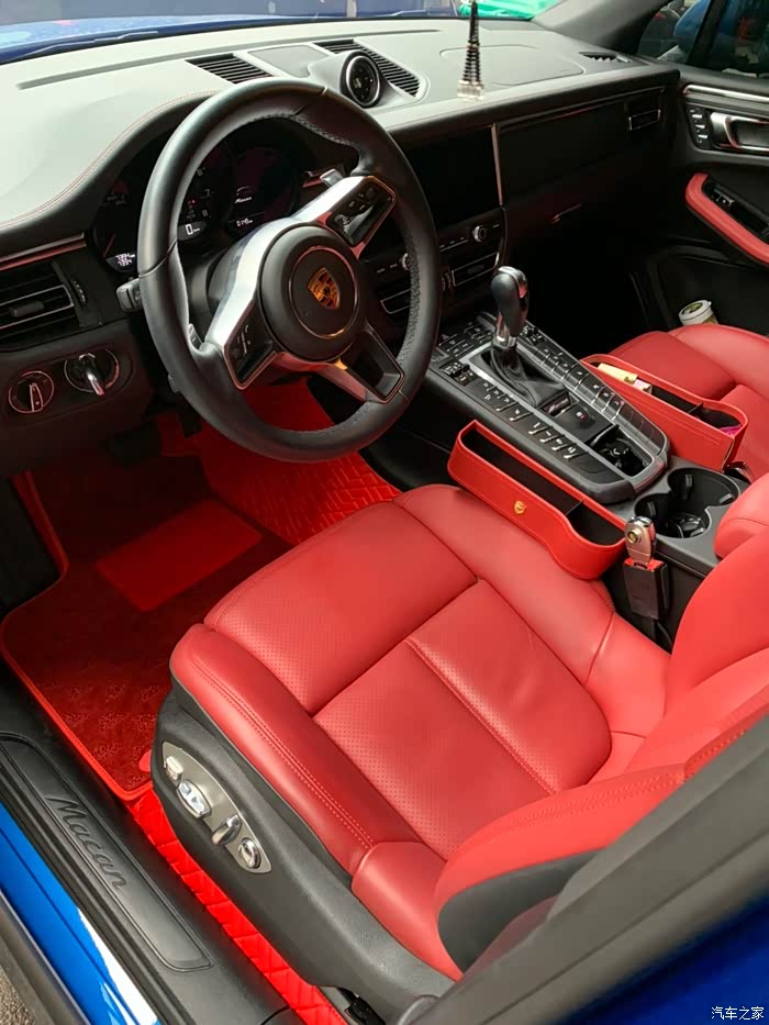 长沙保时捷macan 内饰轻改