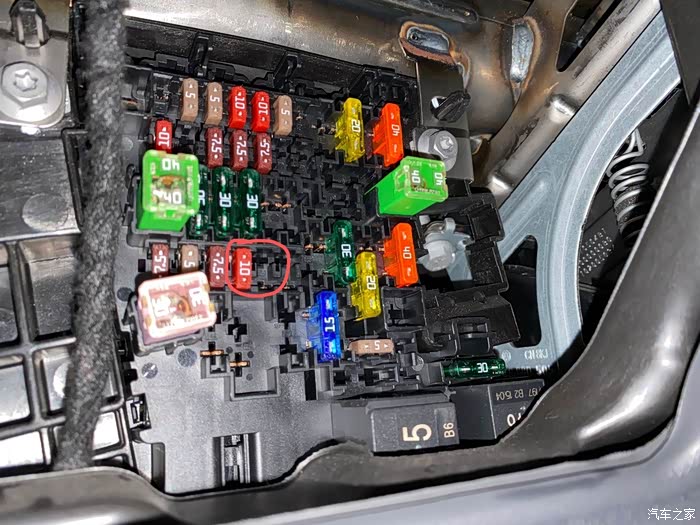 【图】求助,高7行车记录仪保险丝取电_高尔夫论坛_汽车之家论坛