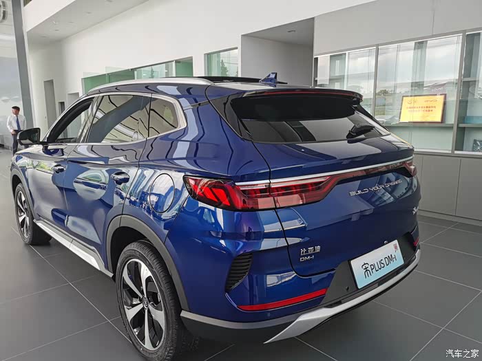 比亚迪宋plusdmi颜值与实力我全都有