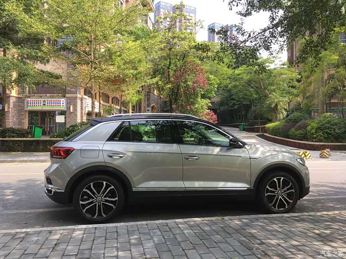 终于提车-银色黑顶小探歌开回家