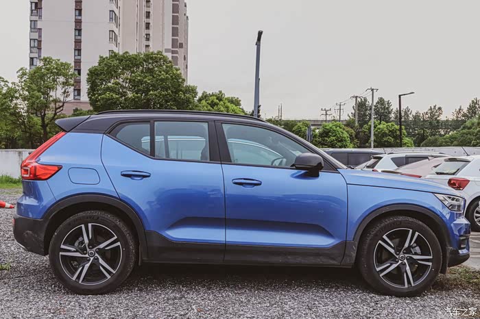 【图】对我的焰影蓝xc40做个分享_沃尔沃xc40论坛_汽车之家论坛
