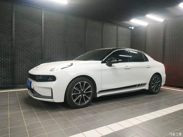 领克03白色很少