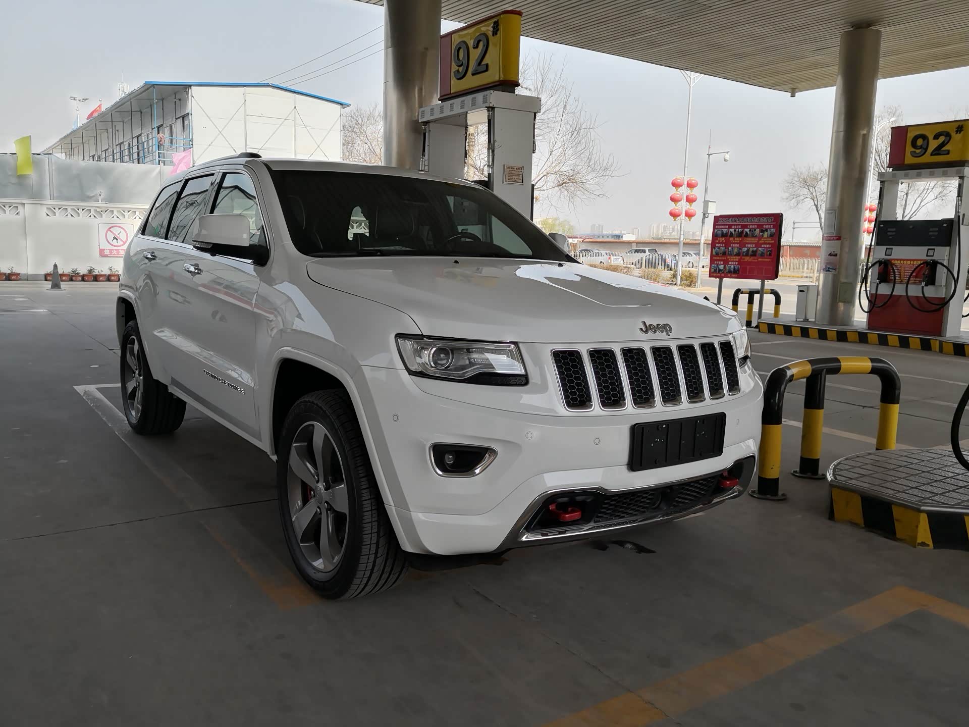 【图】哪有白色大切._大切诺基论坛_汽车之家论坛