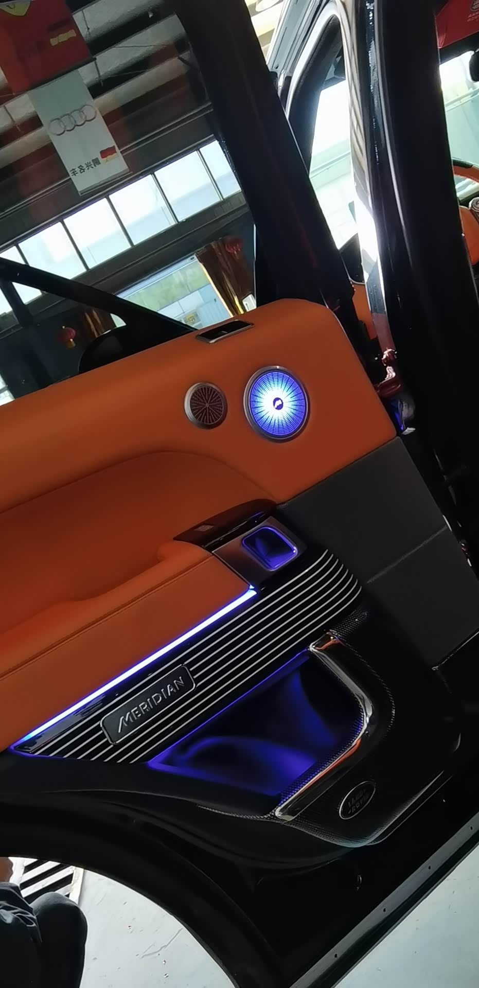 路虎揽胜运动版原厂氛围灯