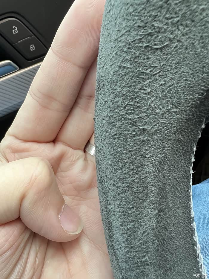 【图】翻毛皮手缝方向盘套起球_奥迪a4l论坛_汽车之家论坛