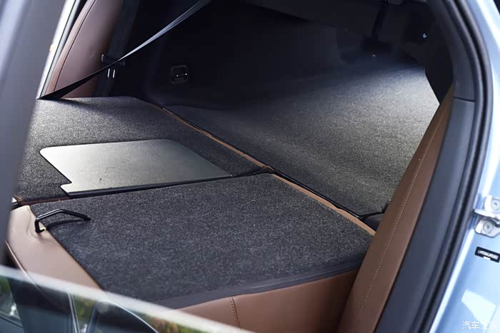 【图】s90后排座椅一键电动放倒_沃尔沃s90论坛_汽车之家论坛